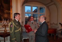 Předání Čestné legie generálmajorovi Aleši Opatovi